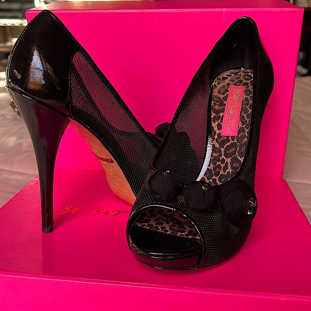 Betsy Johnson Alexandra Black Heels